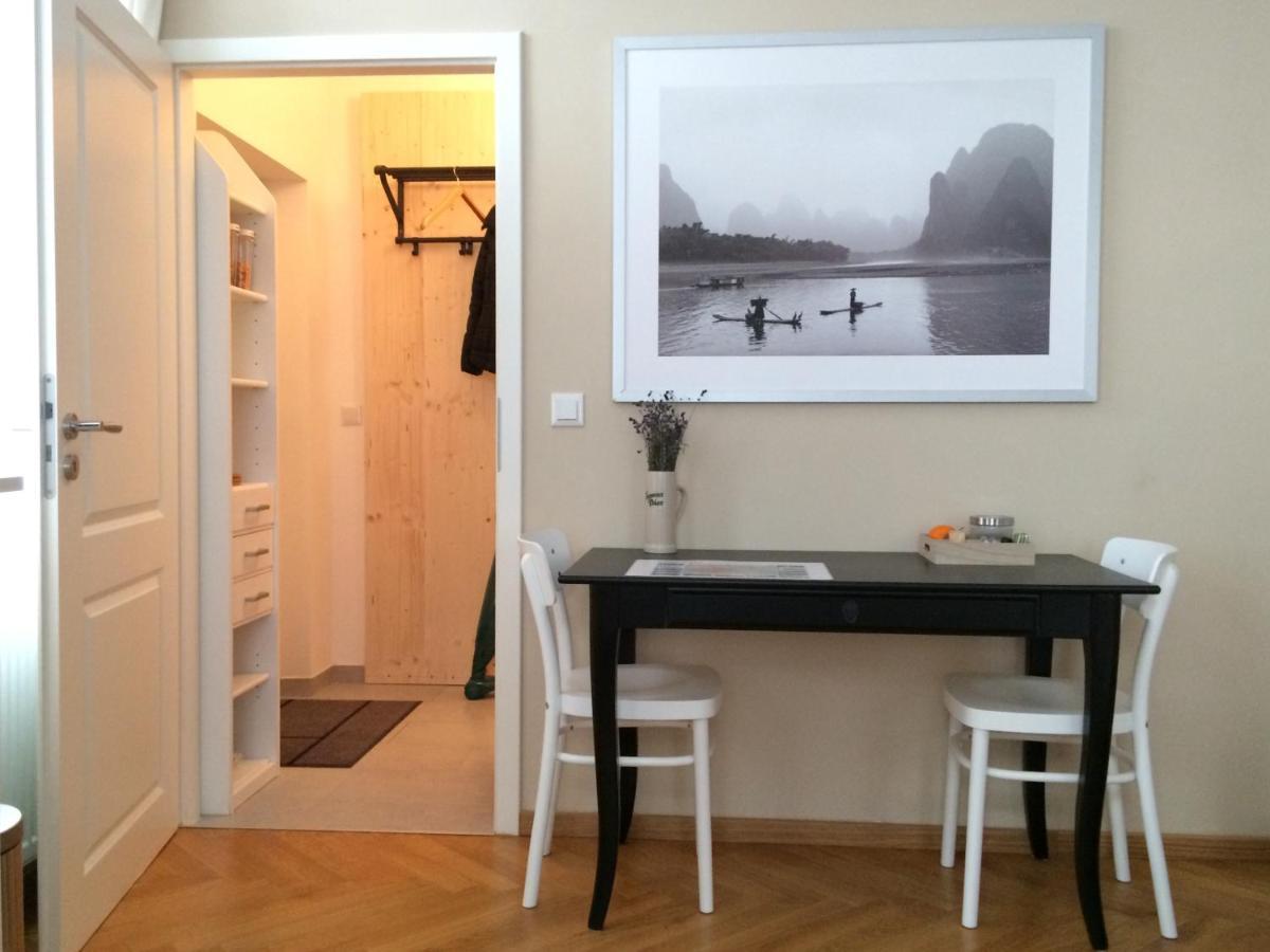 Studio u Parkplatz, zentrale Ruhelage neben Grünoase Apartamento Viena Exterior foto
